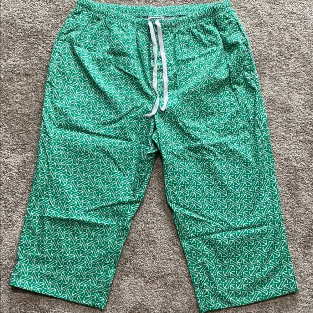 EUC Vineyard vines cropped pajama pants